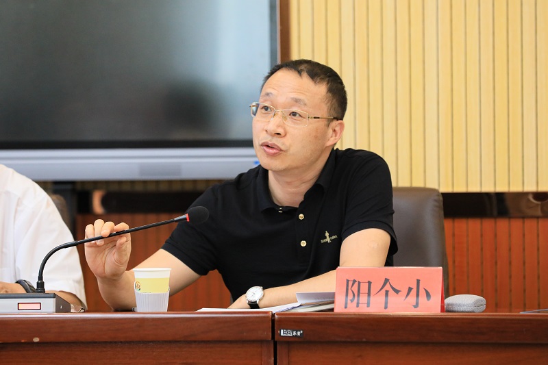 新發(fā)展集團(tuán)副總經(jīng)理陽個(gè)?。?）.jpg